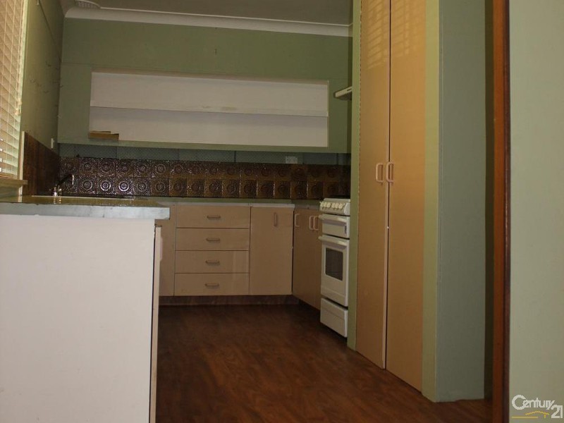 4 Awaba Avenue, Charmhaven NSW 2263