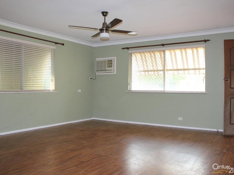 4 Awaba Avenue, Charmhaven NSW 2263