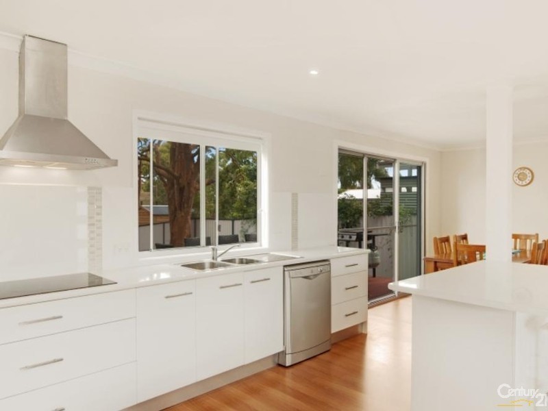 39 Murraba Crescent, Gwandalan NSW 2259