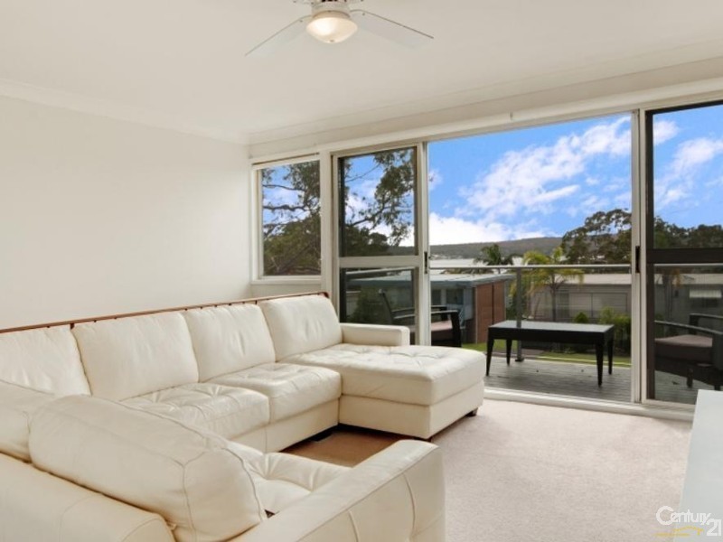 39 Murraba Crescent, Gwandalan NSW 2259