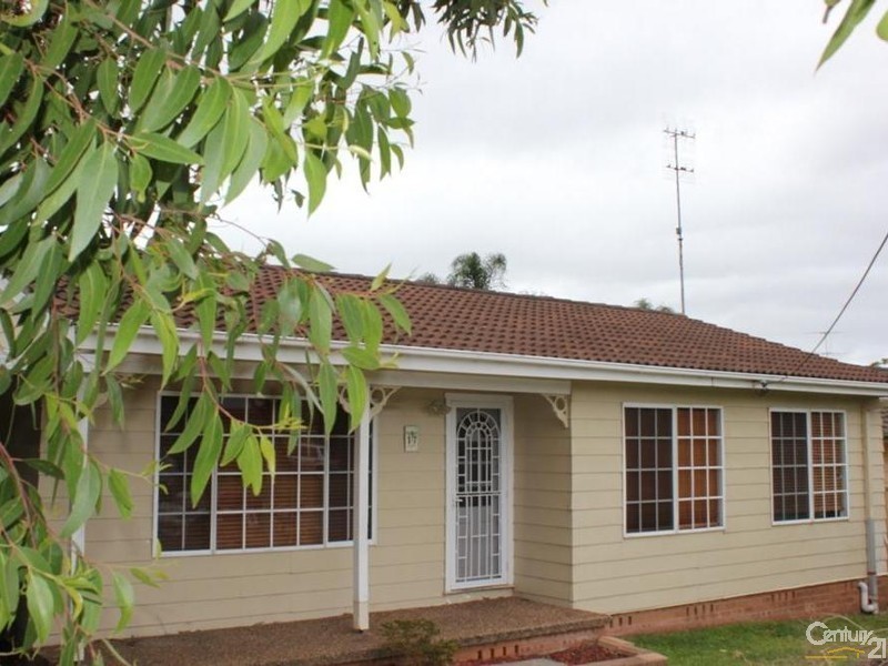 17  Carinya Street, Charmhaven NSW 2263