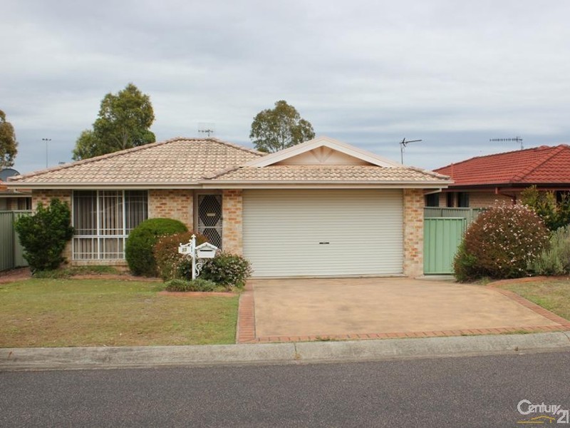 33 Timbara Crescent, Blue Haven NSW 2262