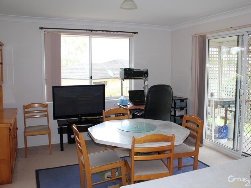 33 Timbara Crescent, Blue Haven NSW 2262