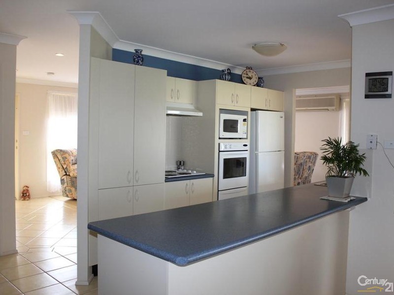 9 Tuscan Place, Blue Haven NSW 2262