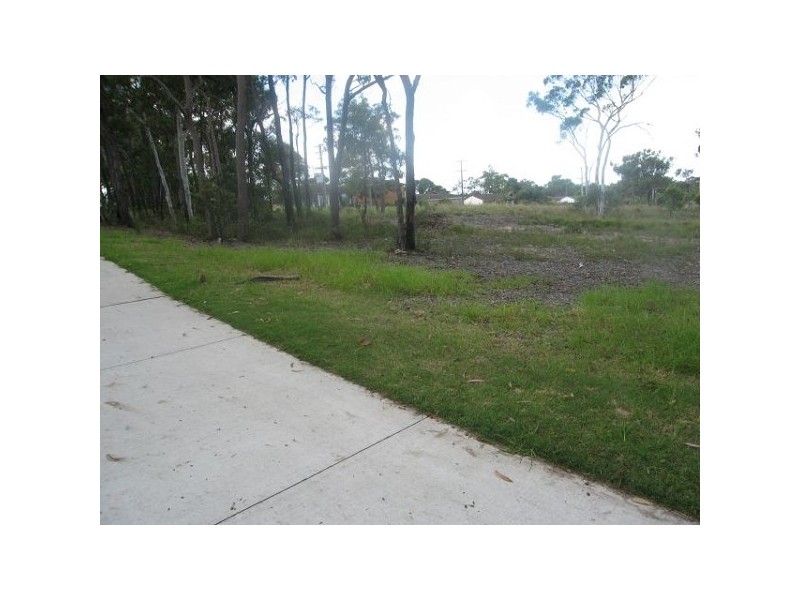 50 Moala Parade, Charmhaven NSW 2263