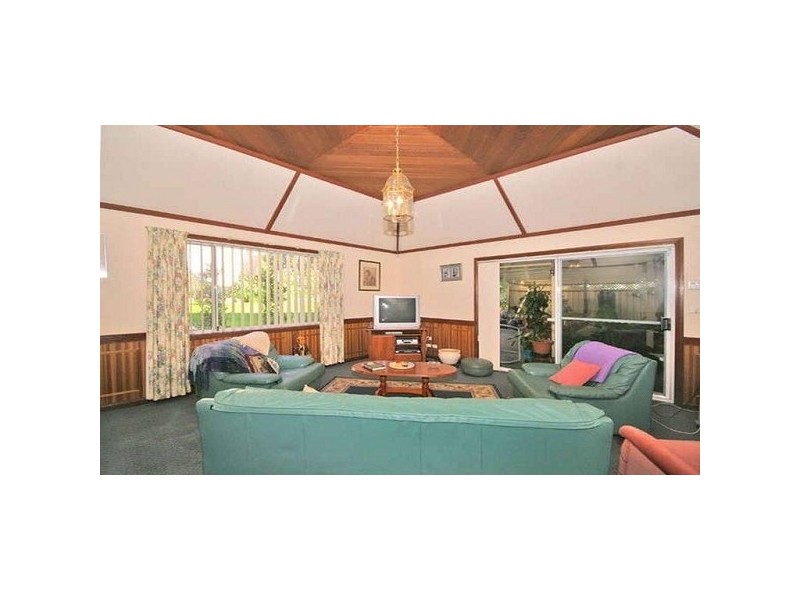 44 Courigal Street, Lake Haven NSW 2263