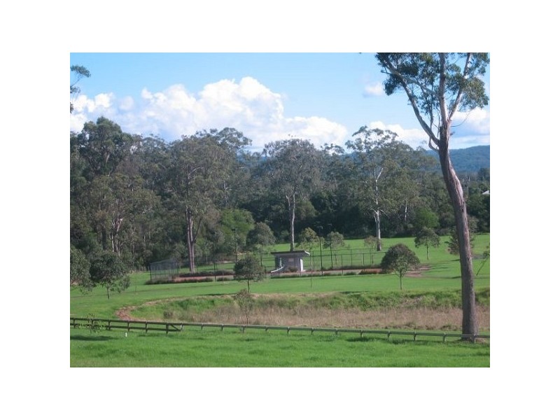 26 Ellenborough Drive, Cooranbong NSW 2265