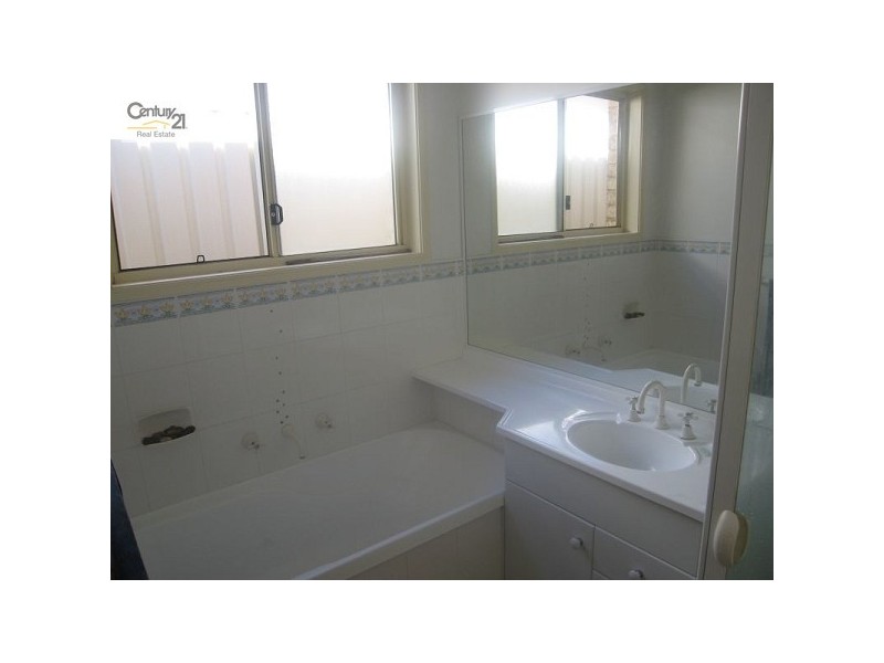 3 Law Place, Blue Haven NSW 2262