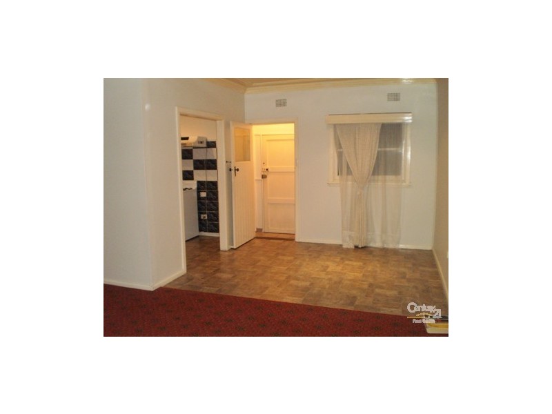 58 Denise Street, Lake Heights NSW 2502