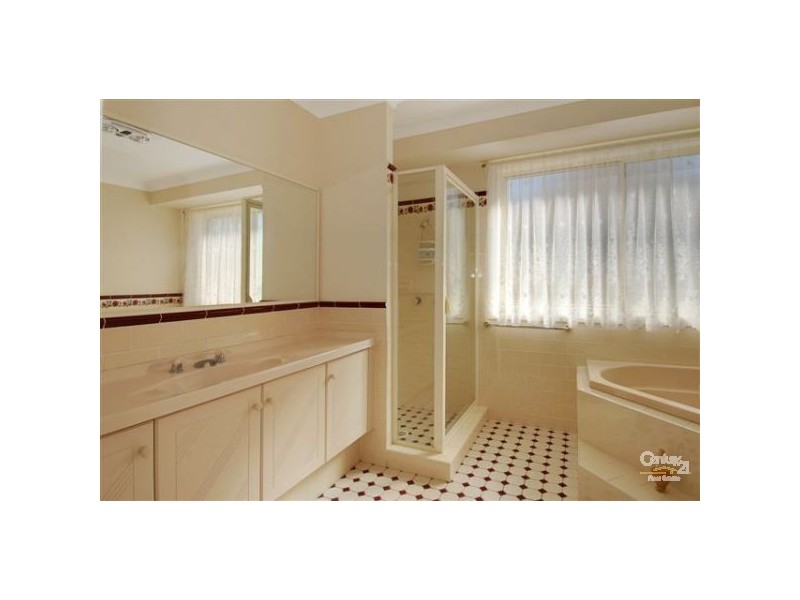 17 Scenic Place, Berkeley NSW 2506