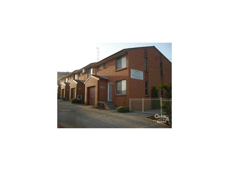 2/15 Underwood Street, Corrimal NSW 2518