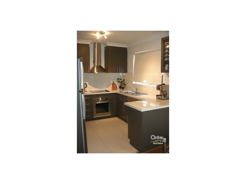 2/15 Underwood Street, Corrimal NSW 2518