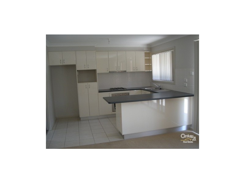 1/17-19 Robertson Street, Coniston NSW 2500