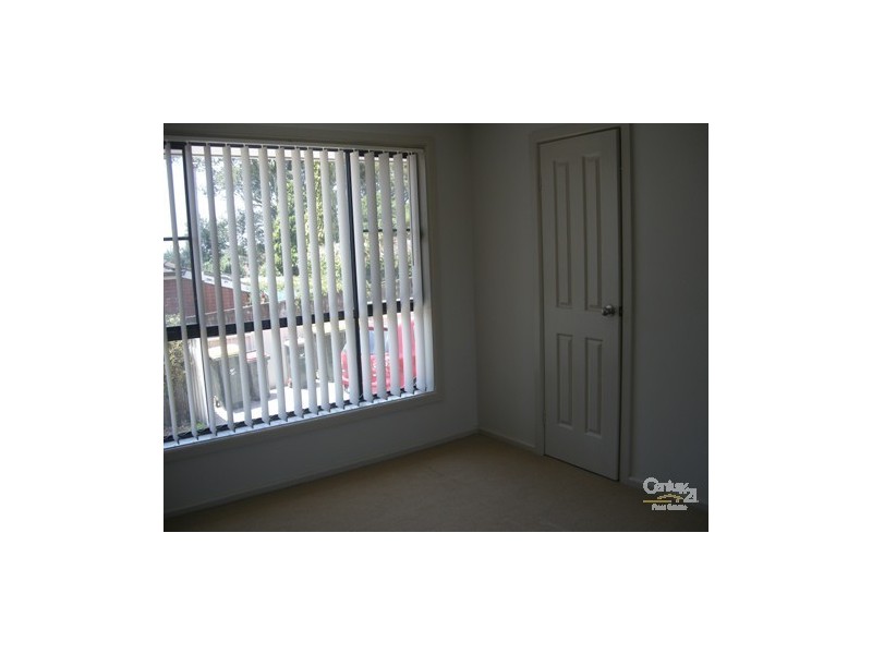 1/17-19 Robertson Street, Coniston NSW 2500