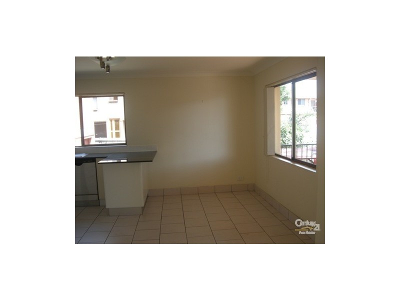 6/4 Loftus Street, Wollongong NSW 2500