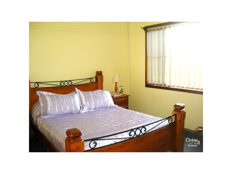5 Gorrell Street, Cringila NSW 2502
