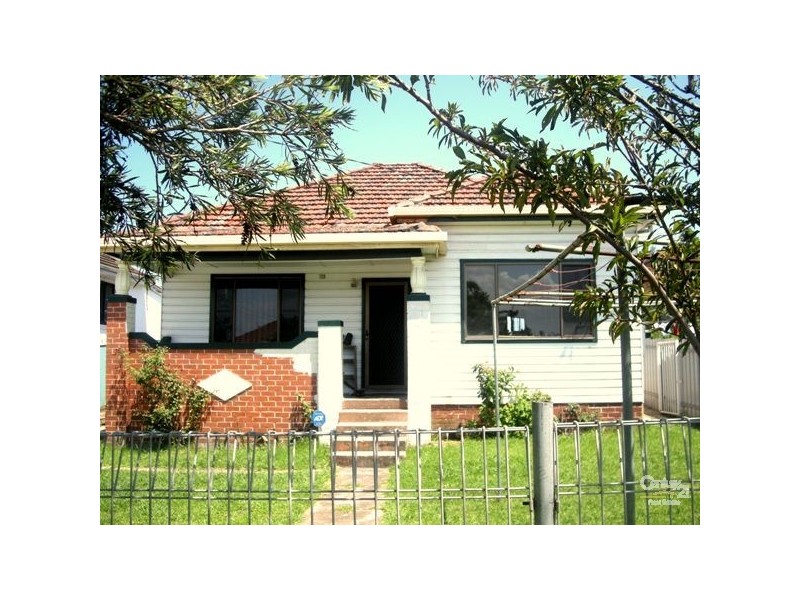 5 Gorrell Street, Cringila NSW 2502