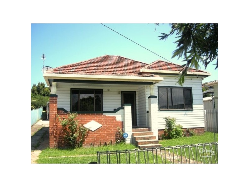 5 Gorrell Street, Cringila NSW 2502