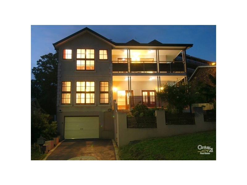 8 Staff Street, Wollongong NSW 2500
