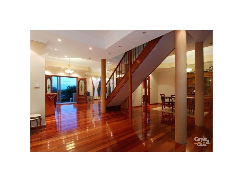 8 Staff Street, Wollongong NSW 2500