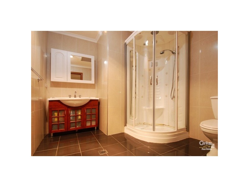8 Staff Street, Wollongong NSW 2500