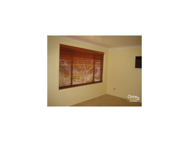 3 Coronet  Place, Dapto NSW 2530