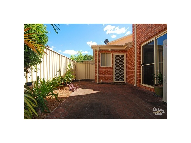 2/34 Rowland Avenue, Wollongong NSW 2500