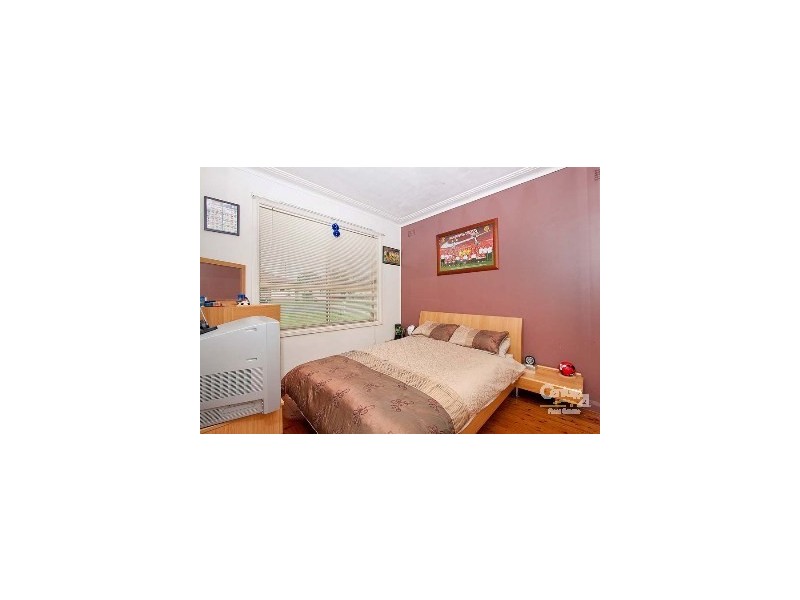 132 Shellharbour Rd, Warrawong NSW 2502