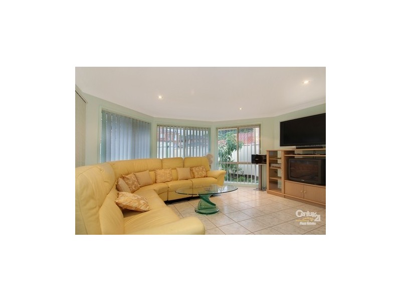 29 Cribb Street, Berkeley NSW 2506