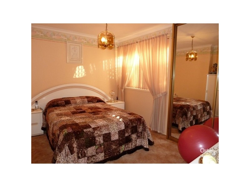 85 Vermont Rd, Warrawong NSW 2502