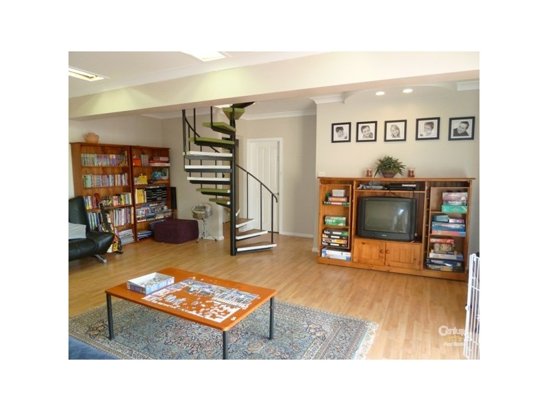 26 Tait Avenue, Kanahooka NSW 2530