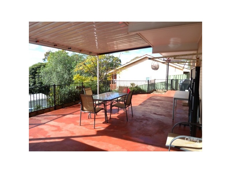 26 Tait Avenue, Kanahooka NSW 2530