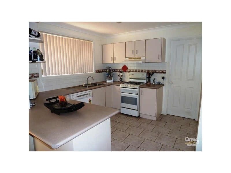 4/2A Jobson Avenue, Mount Ousley NSW 2519