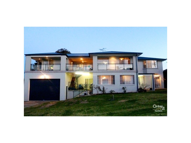 1 Loftus Drive, Barrack Heights NSW 2528