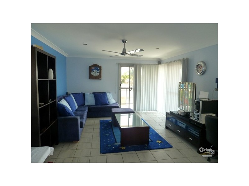 1 Loftus Drive, Barrack Heights NSW 2528