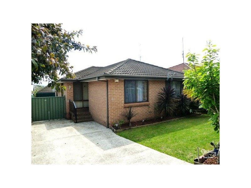 18 Birmingham Street, Cringila NSW 2502