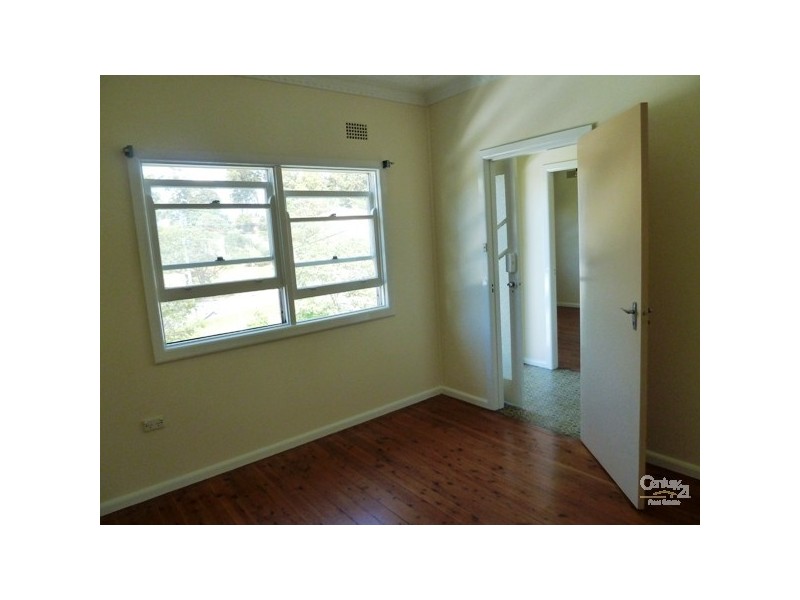 1/34 Robertson Street, Coniston NSW 2500