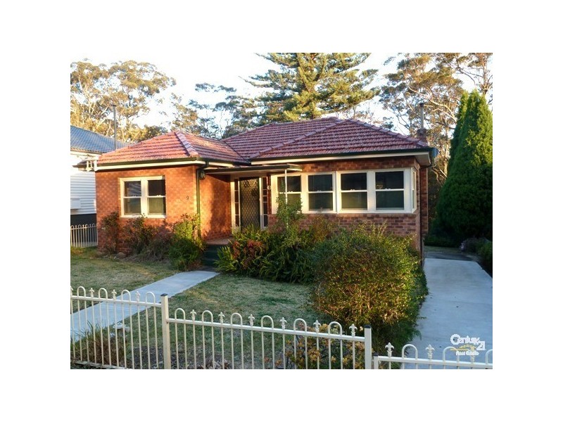 9 Walter Street, Mangerton NSW 2500