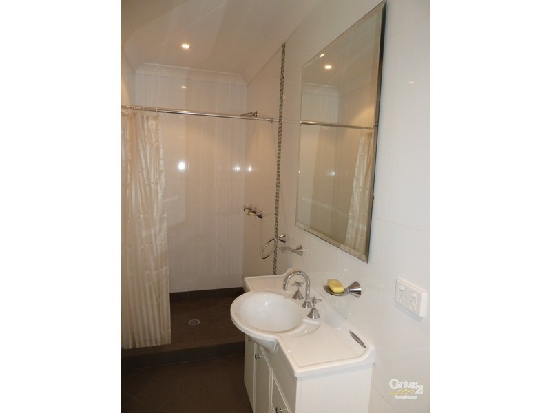 78 Kurrajong Street, Windang NSW 2528