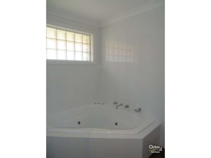 78 Kurrajong Street, Windang NSW 2528