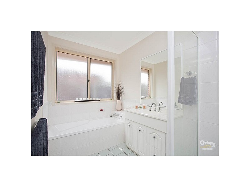 3 Greywood Place, Horsley NSW 2530