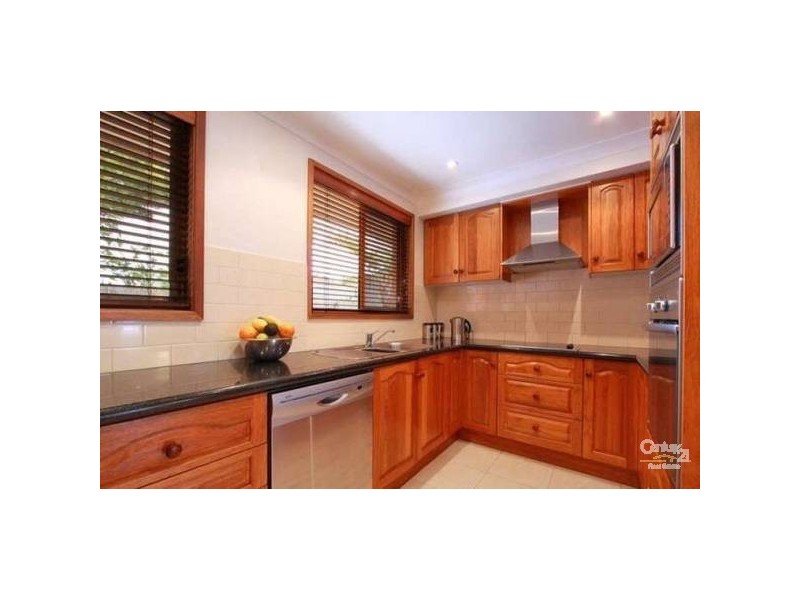 2/124 Ocean Street, Mount Saint Thomas NSW 2500