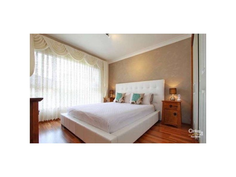 2/124 Ocean Street, Mount Saint Thomas NSW 2500