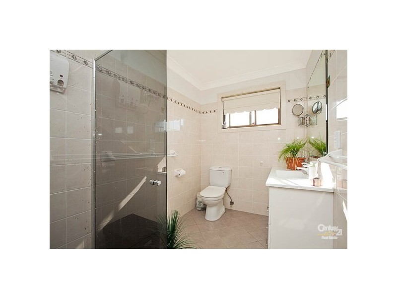 2 Dorrigo Avenue, Woonona NSW 2517