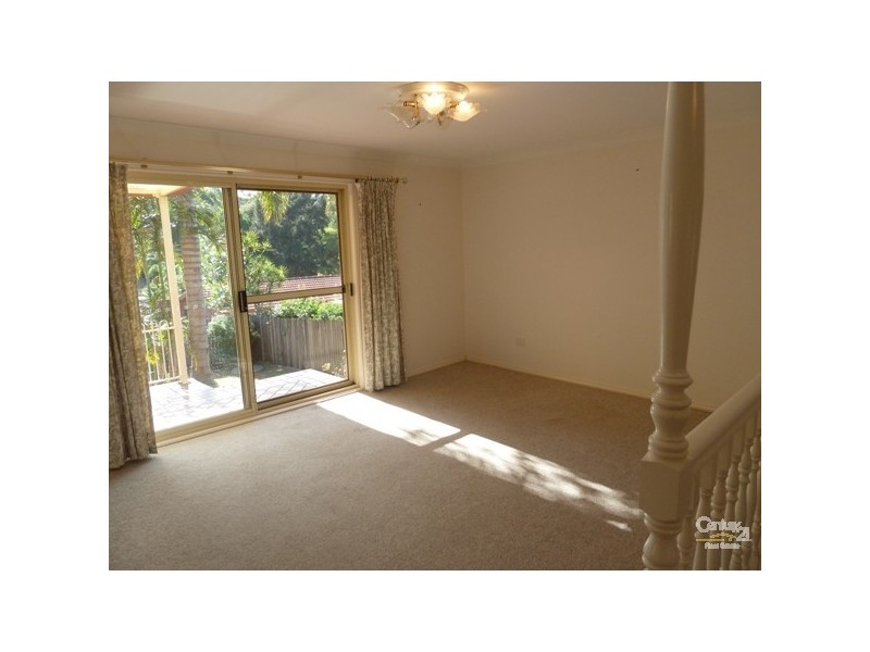 12 Gore Street, Balgownie NSW 2519