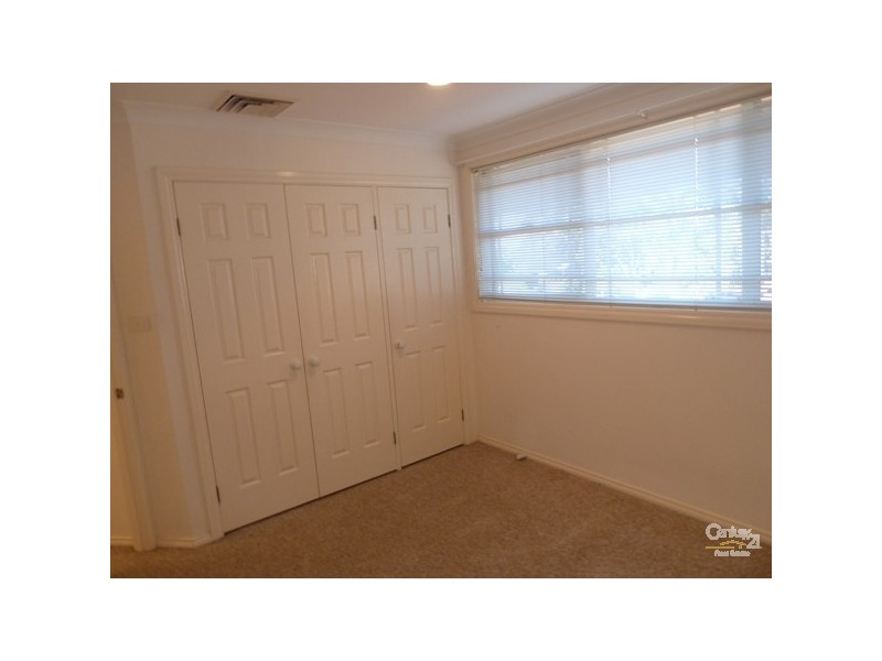 12 Gore Street, Balgownie NSW 2519