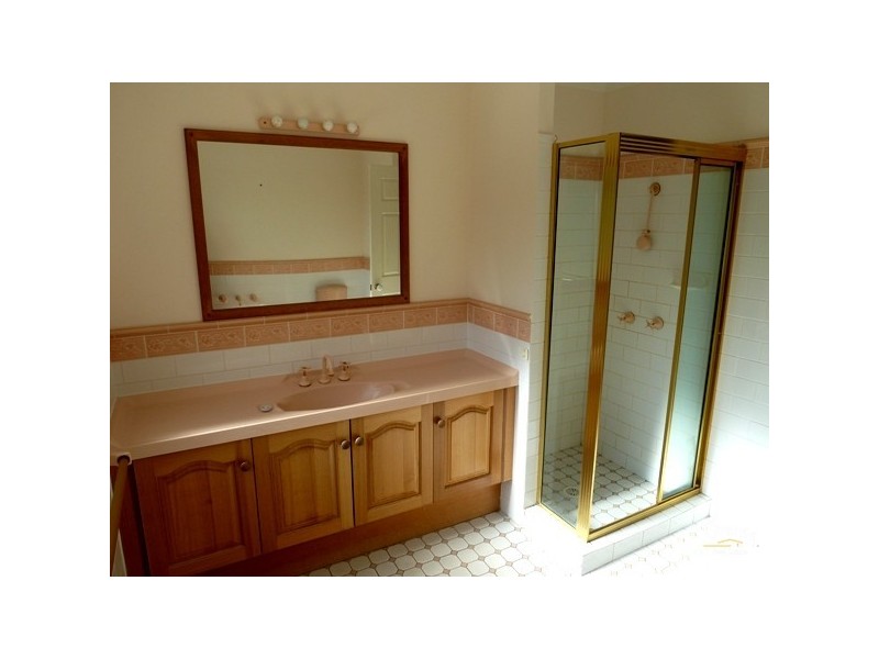 12 Gore Street, Balgownie NSW 2519