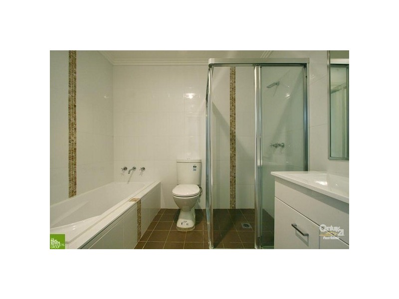 1/50 Greenacre Road, Wollongong NSW 2500