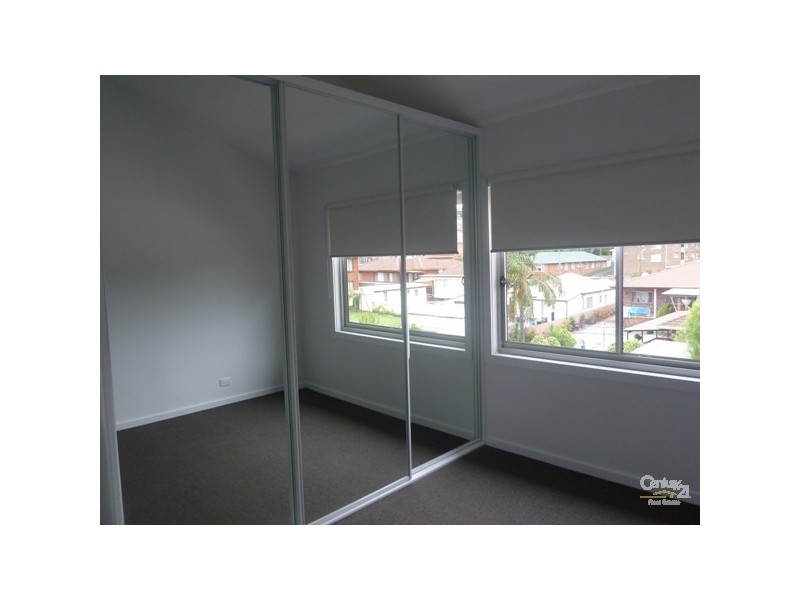 5/15 Myrtle Street, Coniston NSW 2500