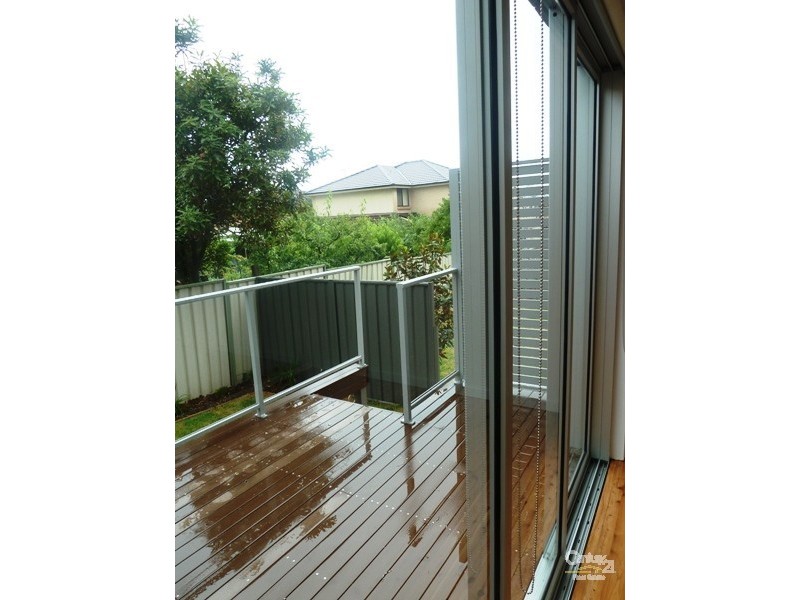 1/15 Myrtle Street, Coniston NSW 2500